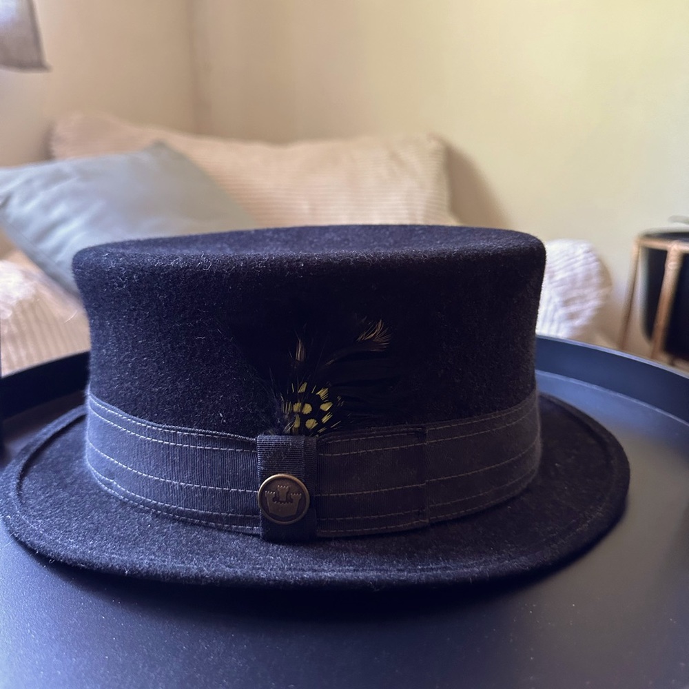Goorin Bros Black Mens Top Hat 100% Wool with Feather Detail Large